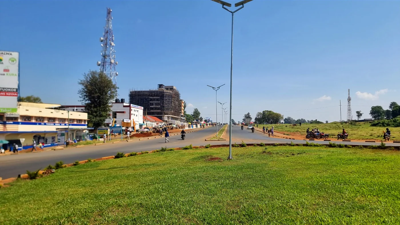 Open road approach near the Trans Nzoia Digital screen location